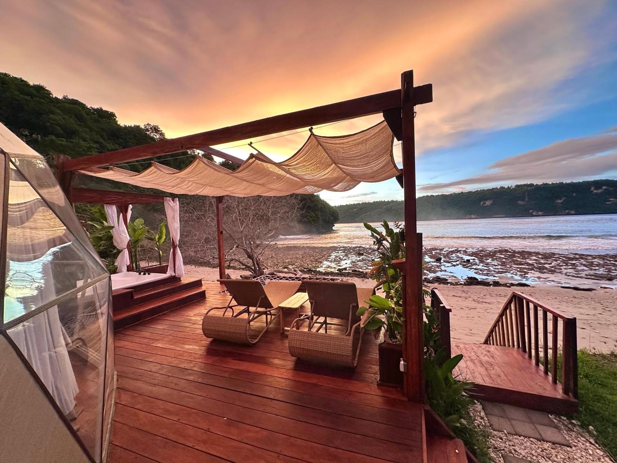 Beachfront Luxury Dome Villas - Gamat Bay Resort Nusa Penida Eksteriør bilde