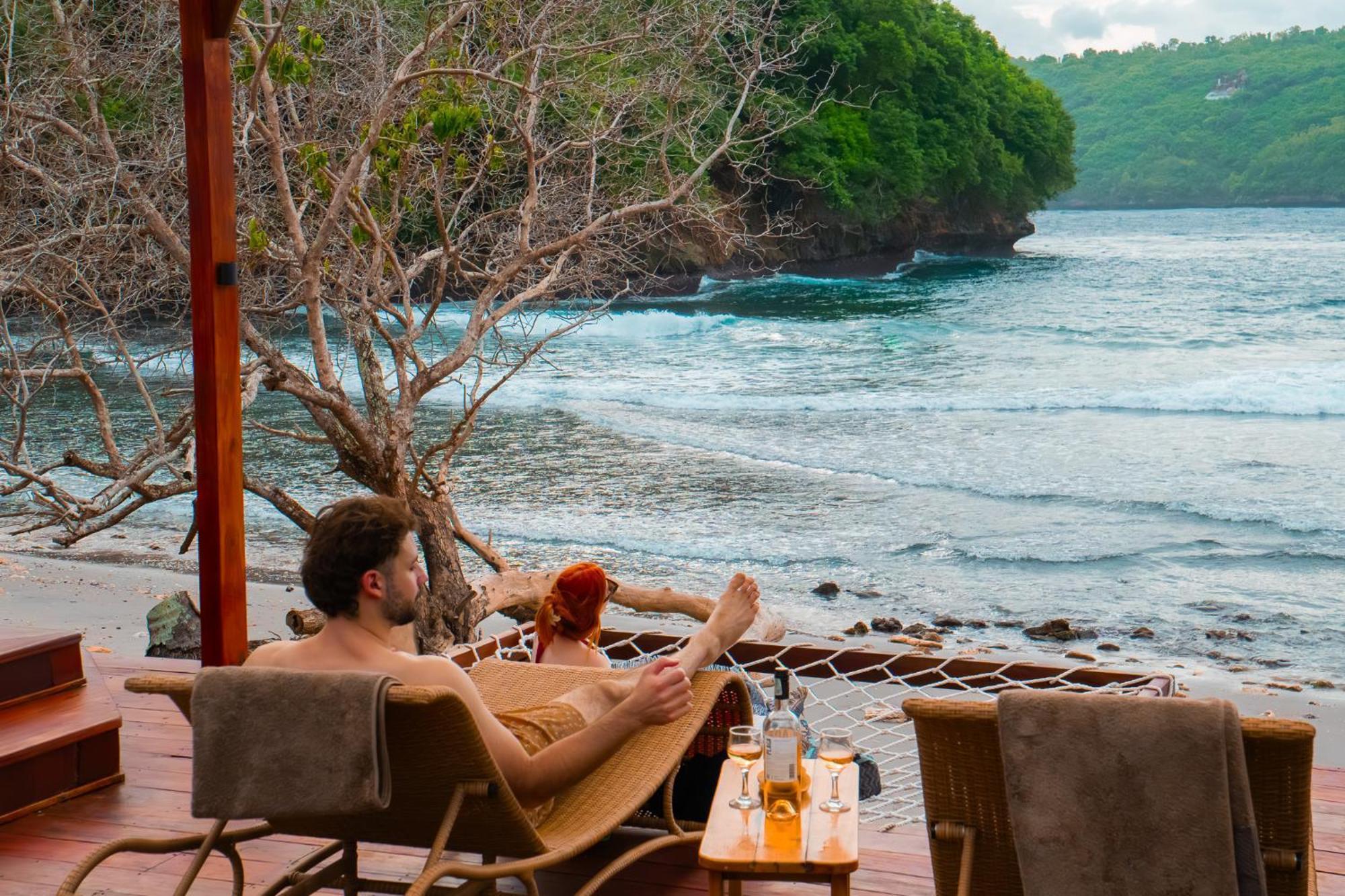 Beachfront Luxury Dome Villas - Gamat Bay Resort Nusa Penida Eksteriør bilde
